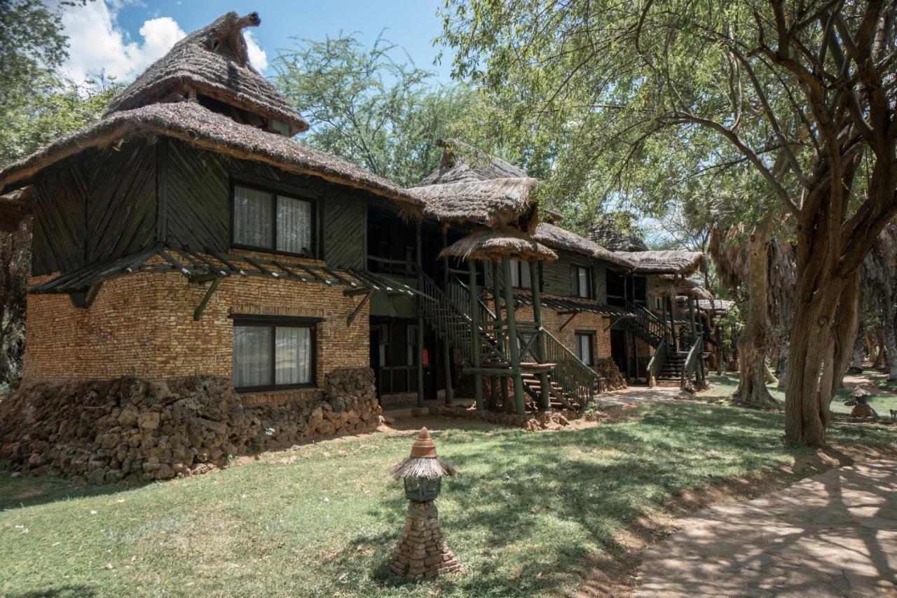 Sarova Shaba Game Lodge Archers Post Buitenkant foto