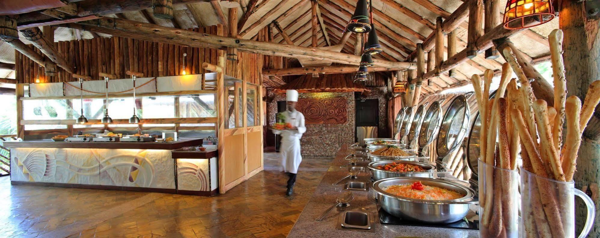 Sarova Shaba Game Lodge Archers Post Buitenkant foto
