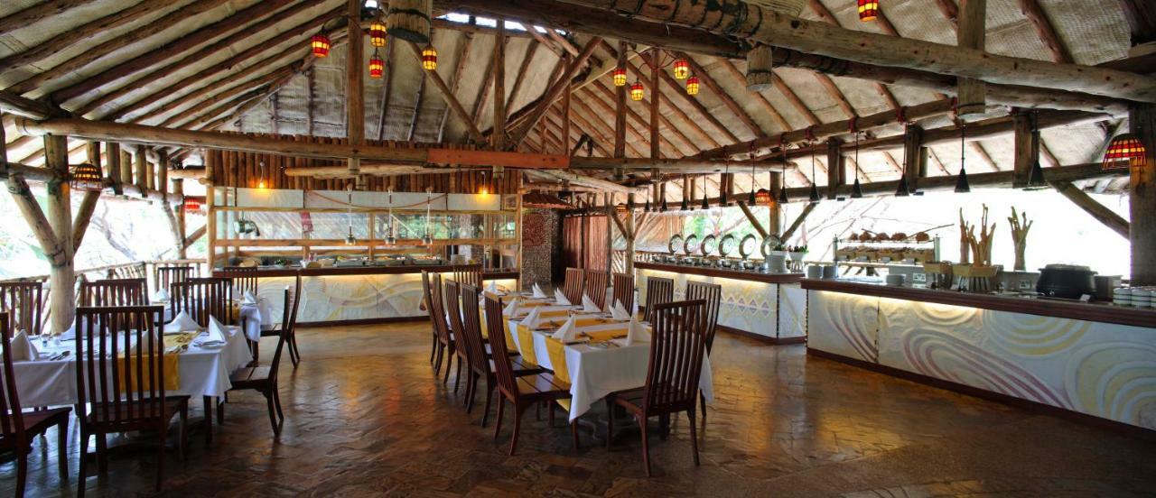 Sarova Shaba Game Lodge Archers Post Buitenkant foto